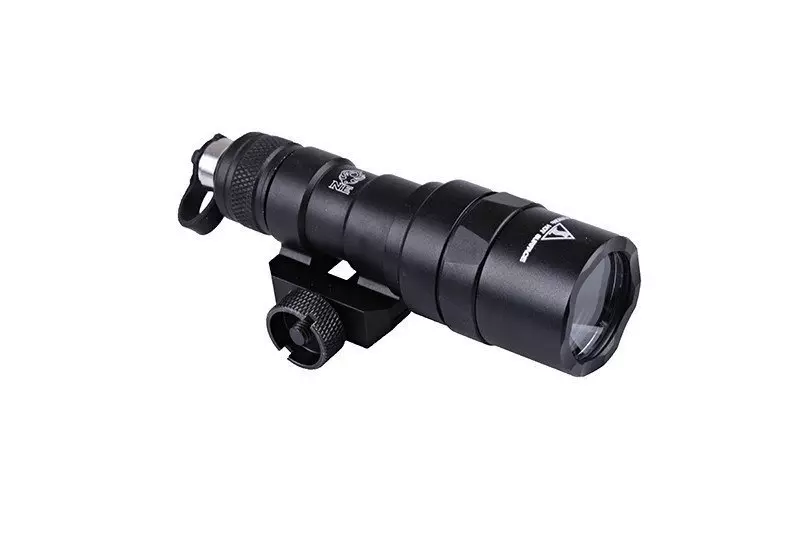 Lanterna tática M300B Scout - preta